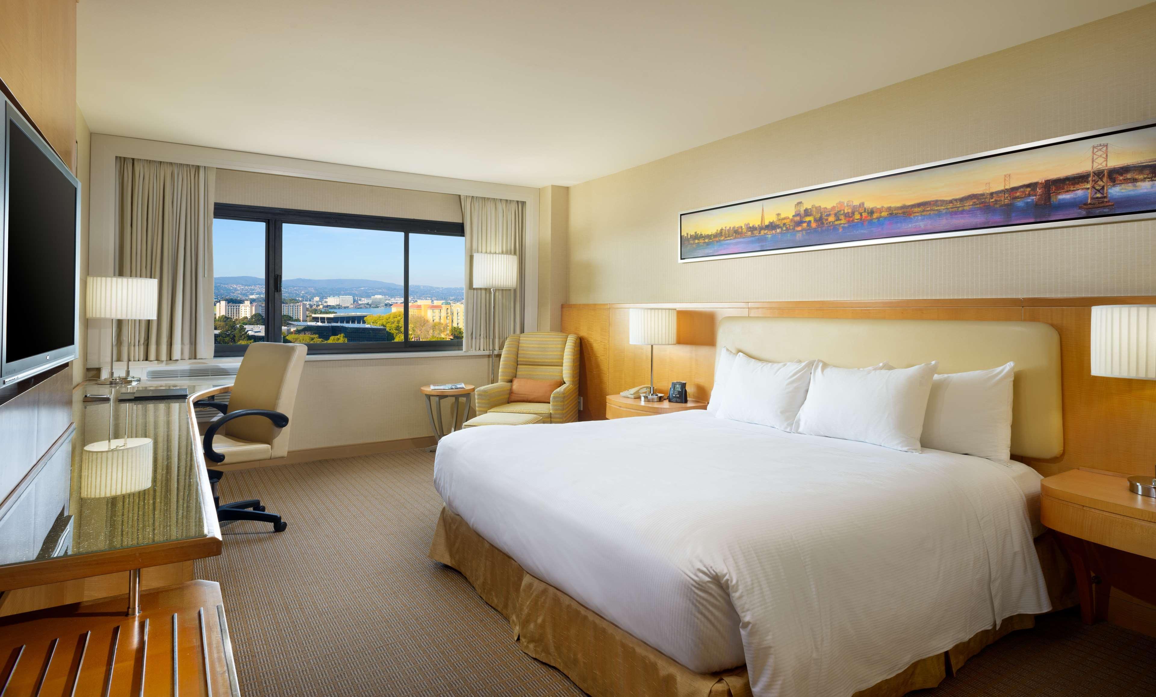 Hilton San Francisco Airport Bayfront - No Resort Fee Burlingame Eksteriør billede