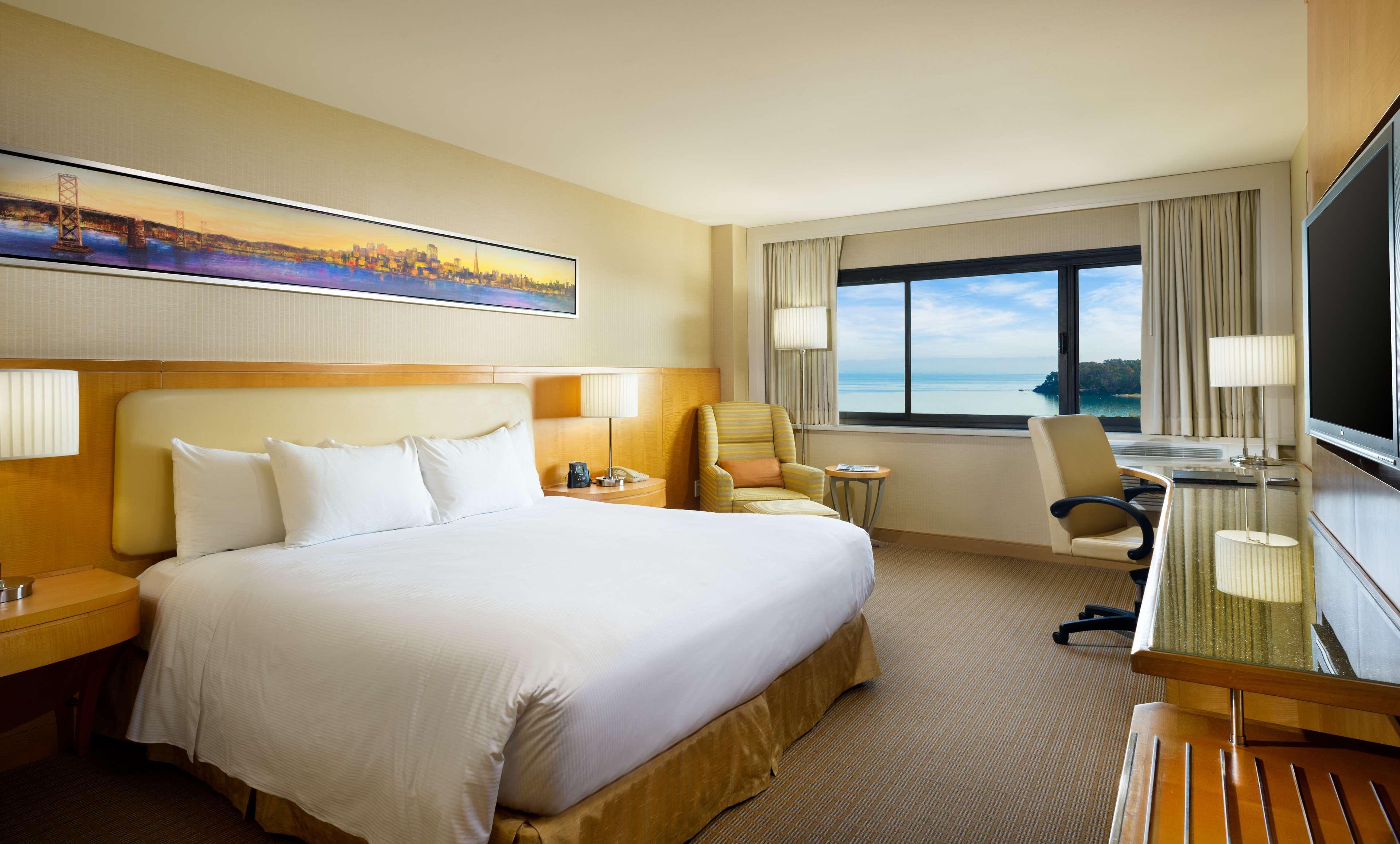 Hilton San Francisco Airport Bayfront - No Resort Fee Burlingame Eksteriør billede