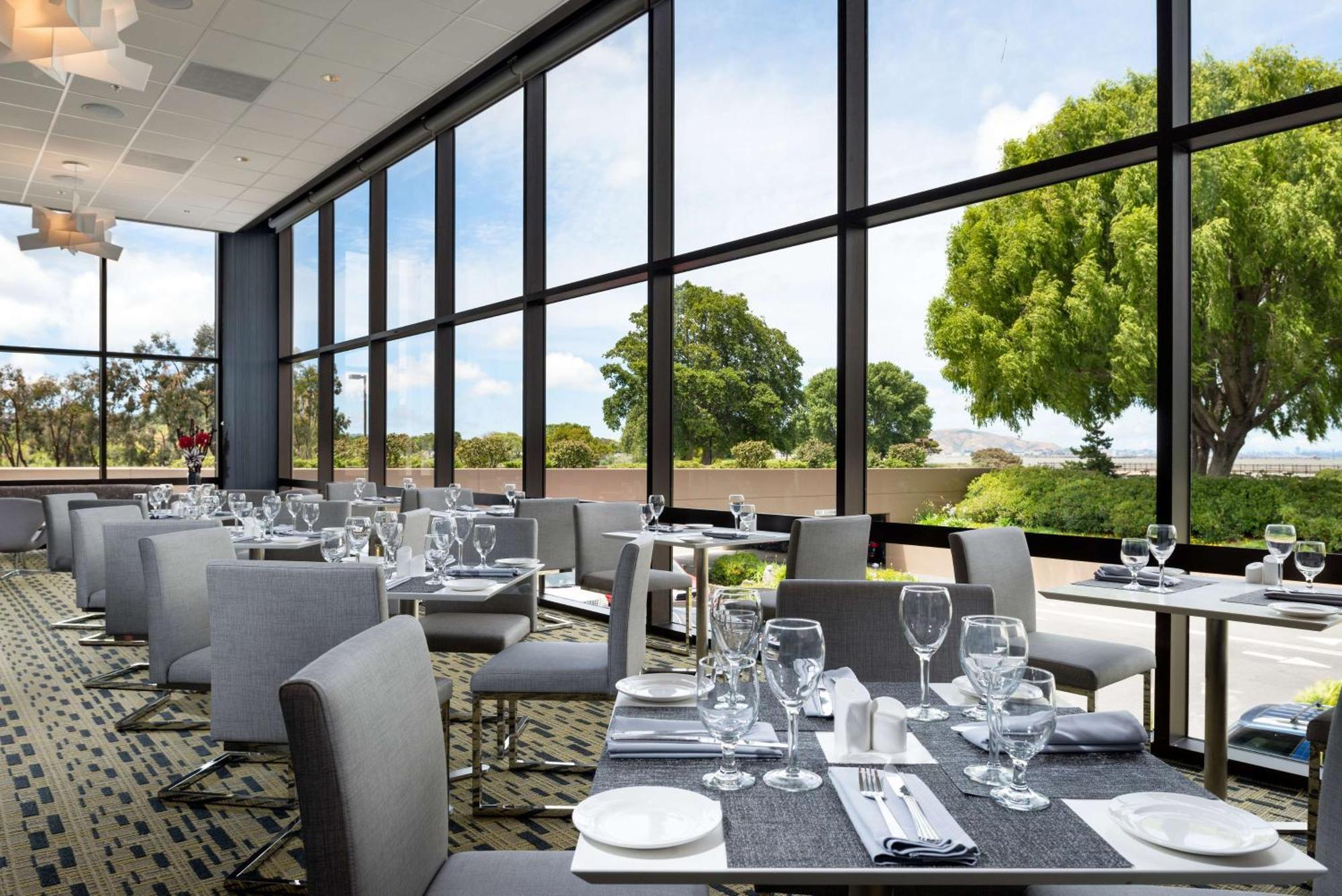 Hilton San Francisco Airport Bayfront - No Resort Fee Burlingame Eksteriør billede