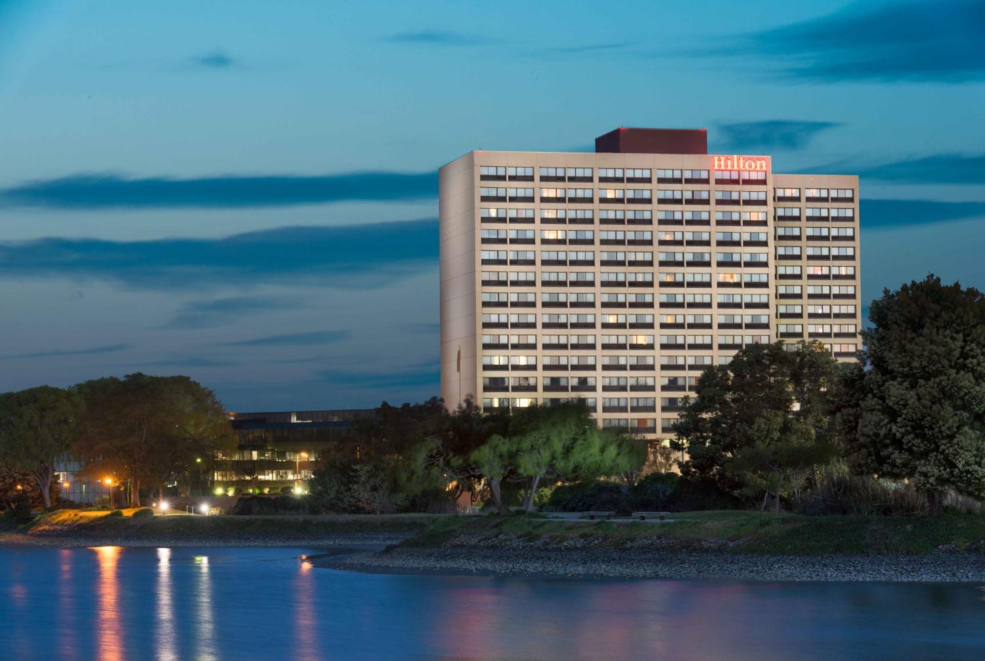 Hilton San Francisco Airport Bayfront - No Resort Fee Burlingame Eksteriør billede
