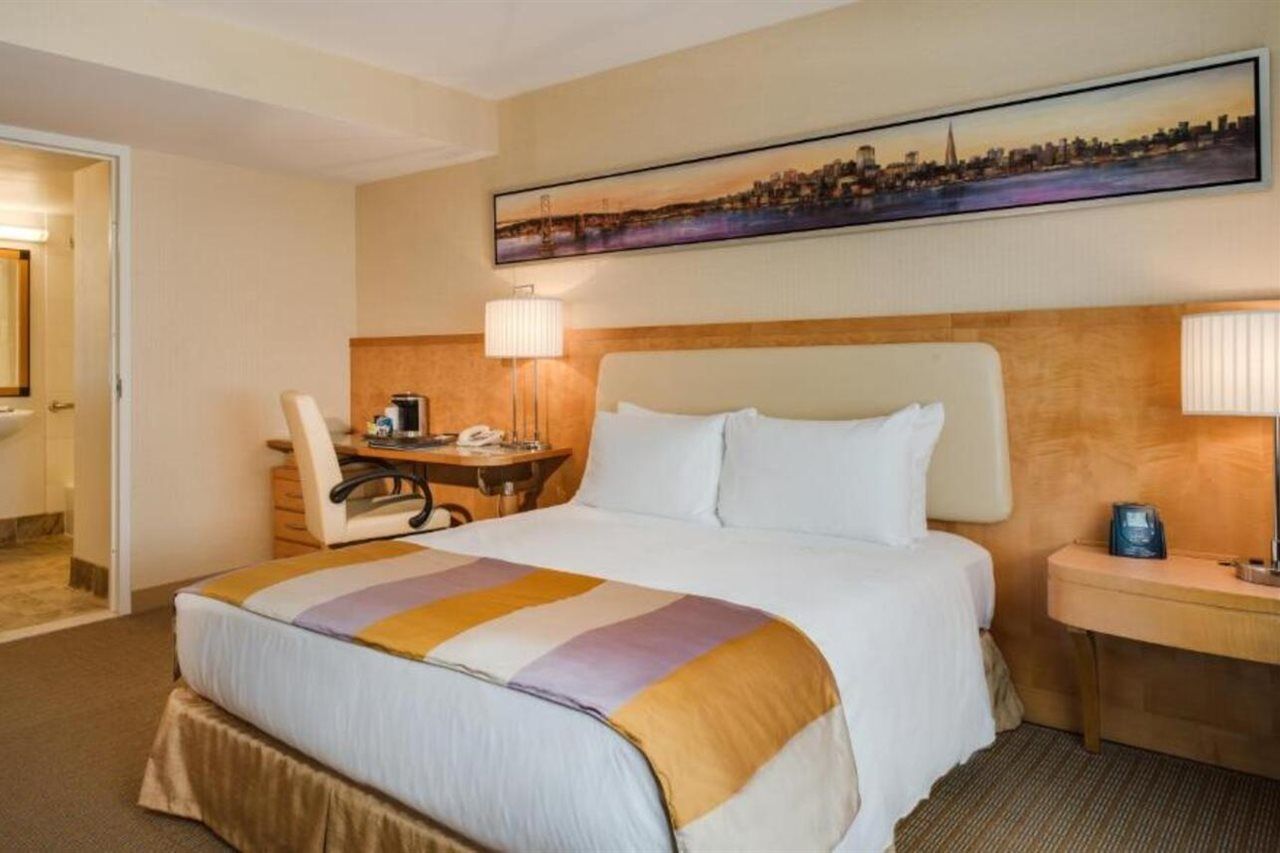 Hilton San Francisco Airport Bayfront - No Resort Fee Burlingame Eksteriør billede